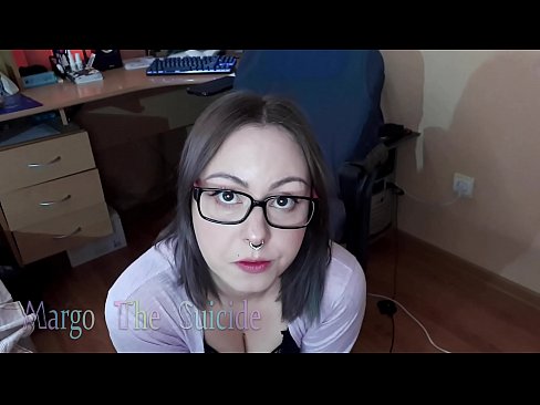 ❤️ Секси девојка со наочари длабоко го цица дилдото на камерата ❤️ Супер секс на порно mk.higlass.ru ❤